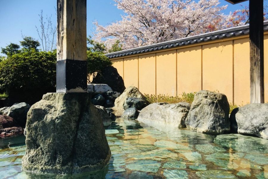 温泉施設のイメージ画像
