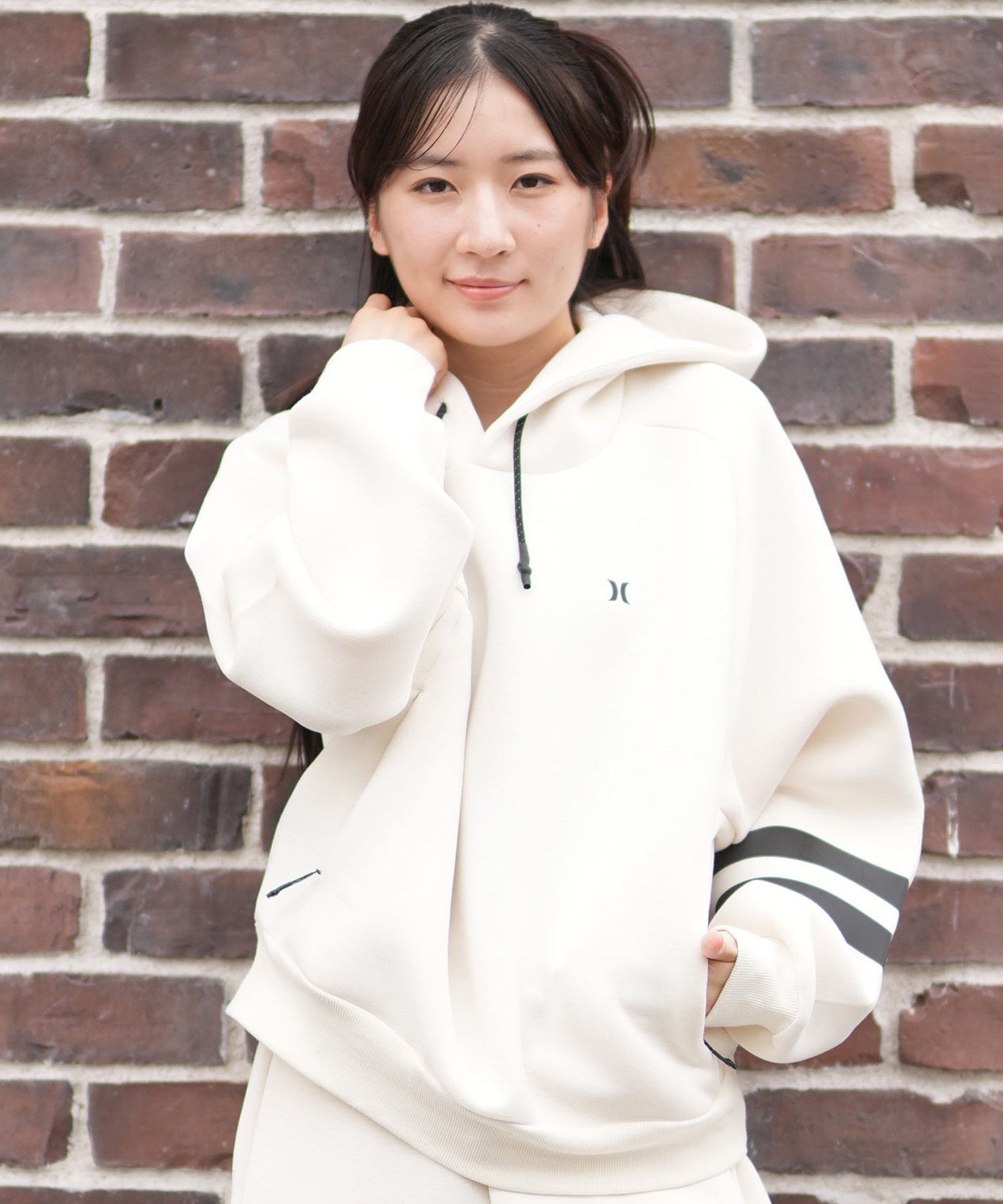Hurley ハーレー プルオーバー パーカー レディース PHANTOMシリーズ セットアップ対応 ロゴ PHANTOM SWEAT BLOCK PARTY HOODIE WUFF252001(BLK-S)