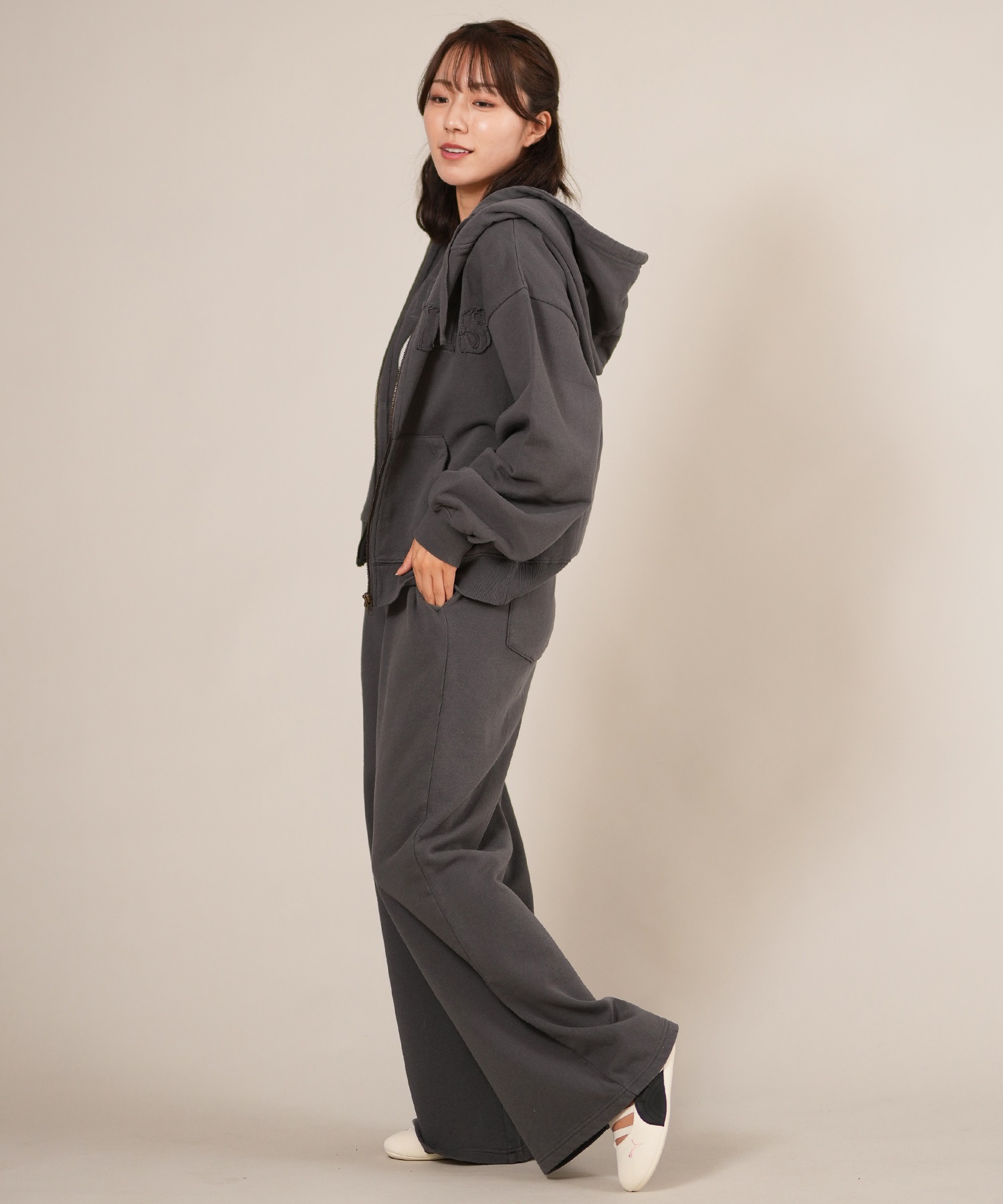 RIKKA FEMME リッカファム ジップアップ パーカー レディース スウェット フーディー ロゴ ワッペン 裏毛 セットアップ対応 RF25FW09(CGY-FREE)