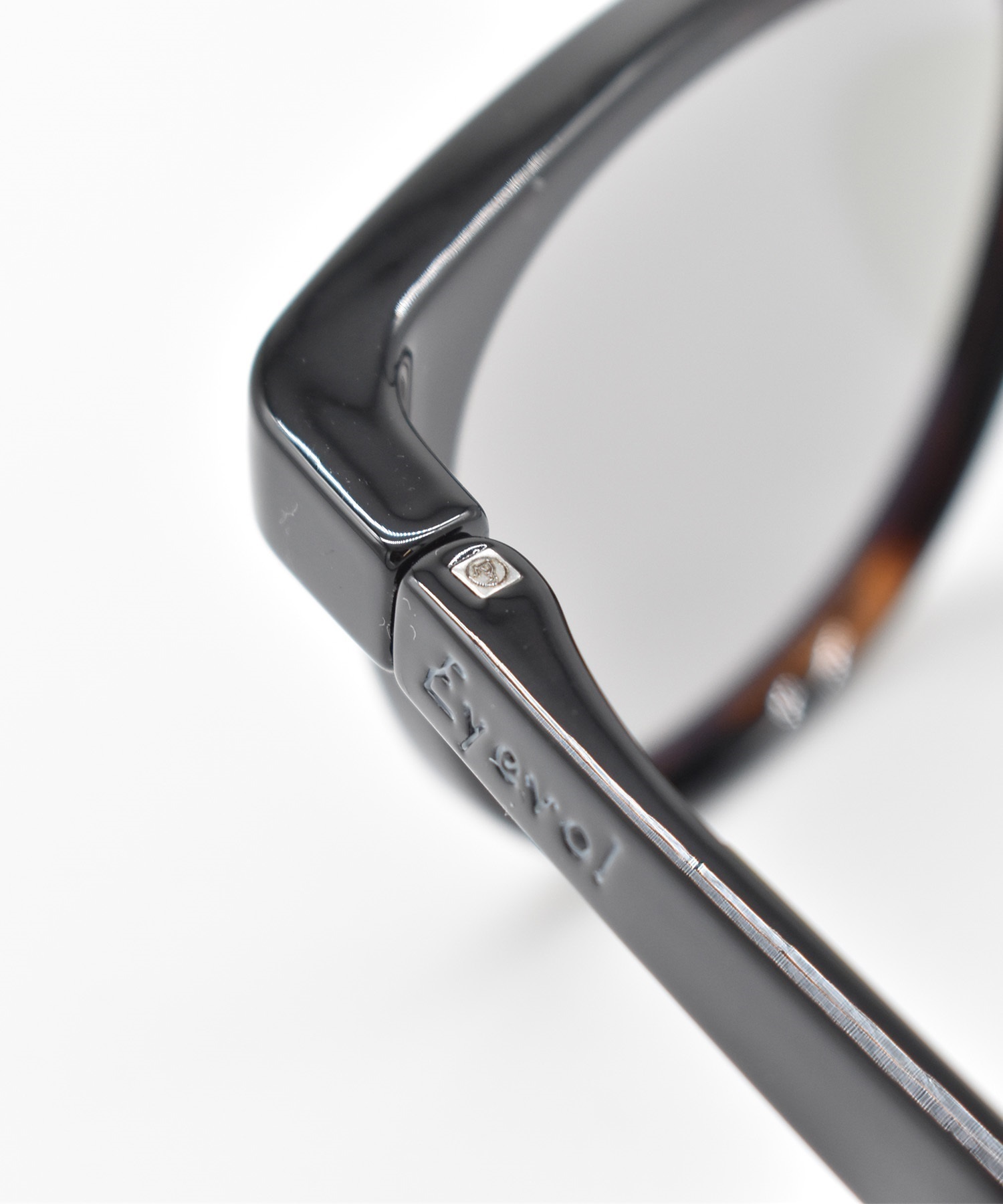 Eyevol アイヴォル サングラス 紫外線予防  偏光 調光 CONLON III 51 ムラサキスポーツ限定(DMDO-51mm)