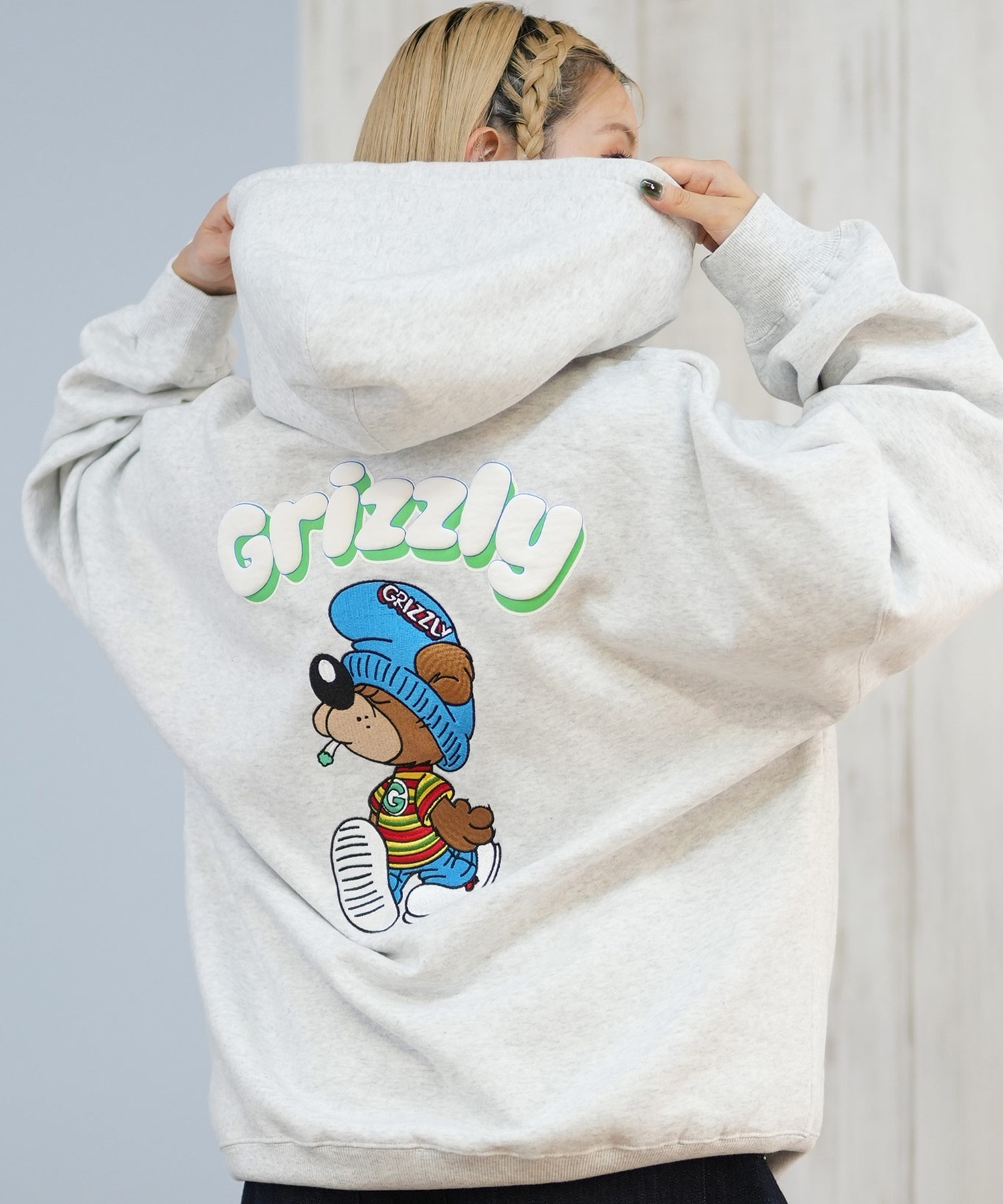 GRIZZLY グリズリー プルオーバー パーカー レディース バックプリント ロゴ KNIT HAT SMOKEY G25FW-4333(BLK-M)