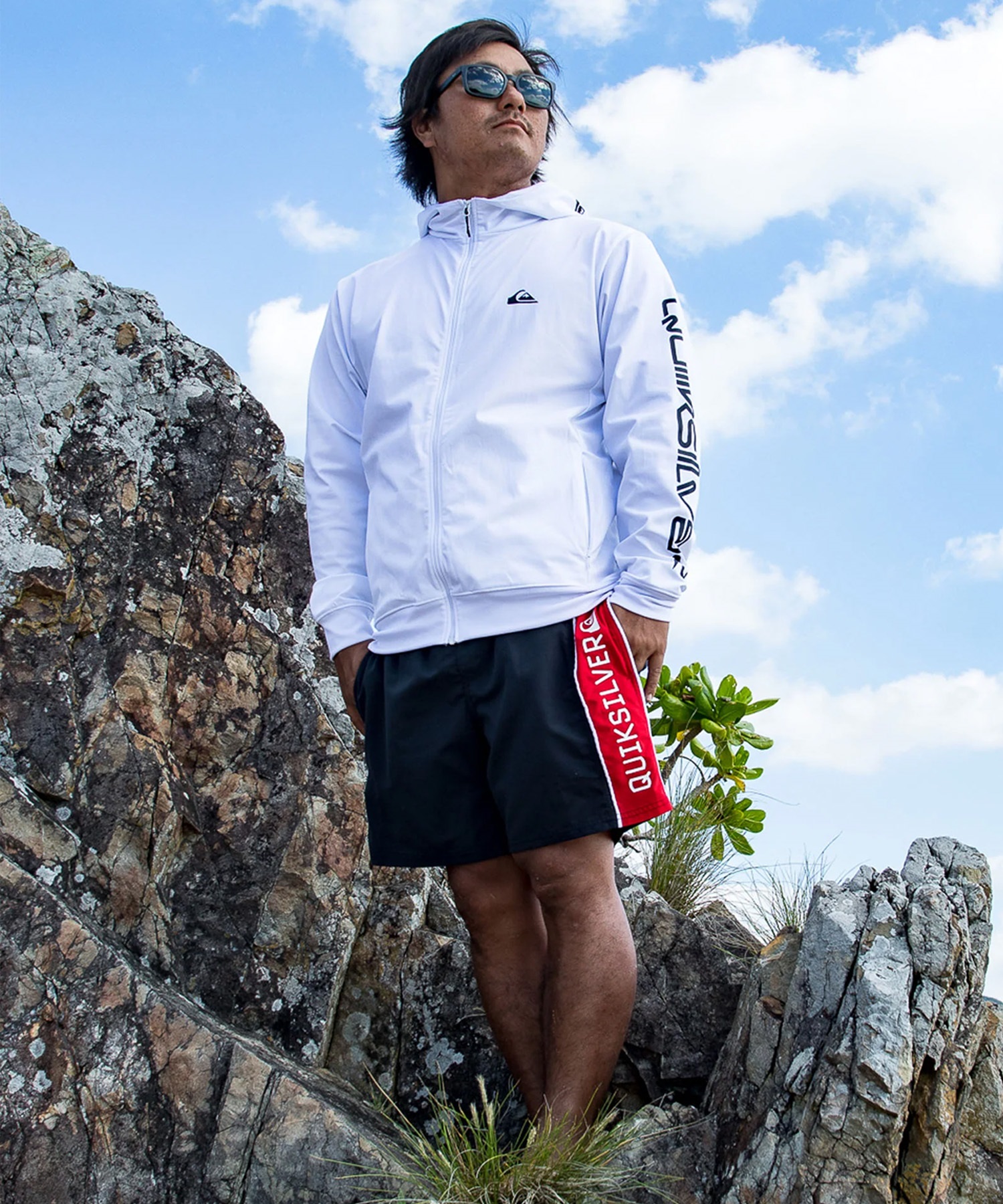 QUIKSILVER クイックシルバー 水着 ラッシュガード ジップアップ パーカー メンズ UVカット 接触冷感 速乾 水陸両用 QLY261009(WHT-M)