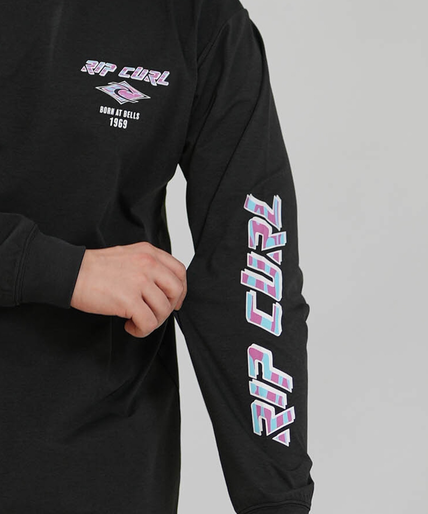 RIP CURL リップカール 長袖 Tシャツ メンズ ラッシュガード BORN AT BELLS LS RASH RCM6S-4301(BLK-M)