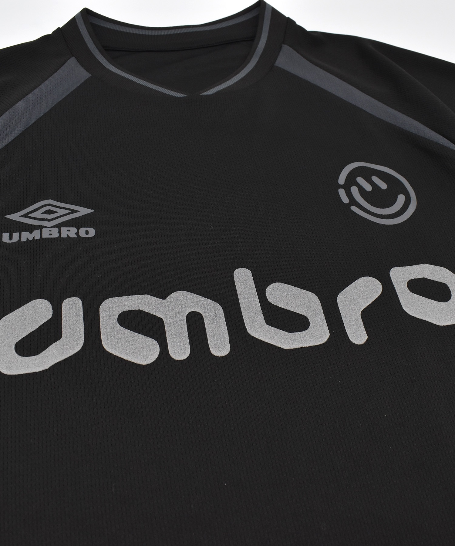 UMBRO アンブロ × ALAN SHIRAHAMA ゲームシャツ 半袖 Tシャツ UM26SSAL-GS01(BLACK-M)