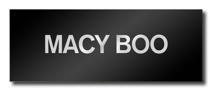 XEYk8MHw - SHOP NEWS | ムラサキスポーツオンラインストア 通販 Dark gradient banner with bold silver text 'MACY BOO' centered, resembling a logo thumbnail.